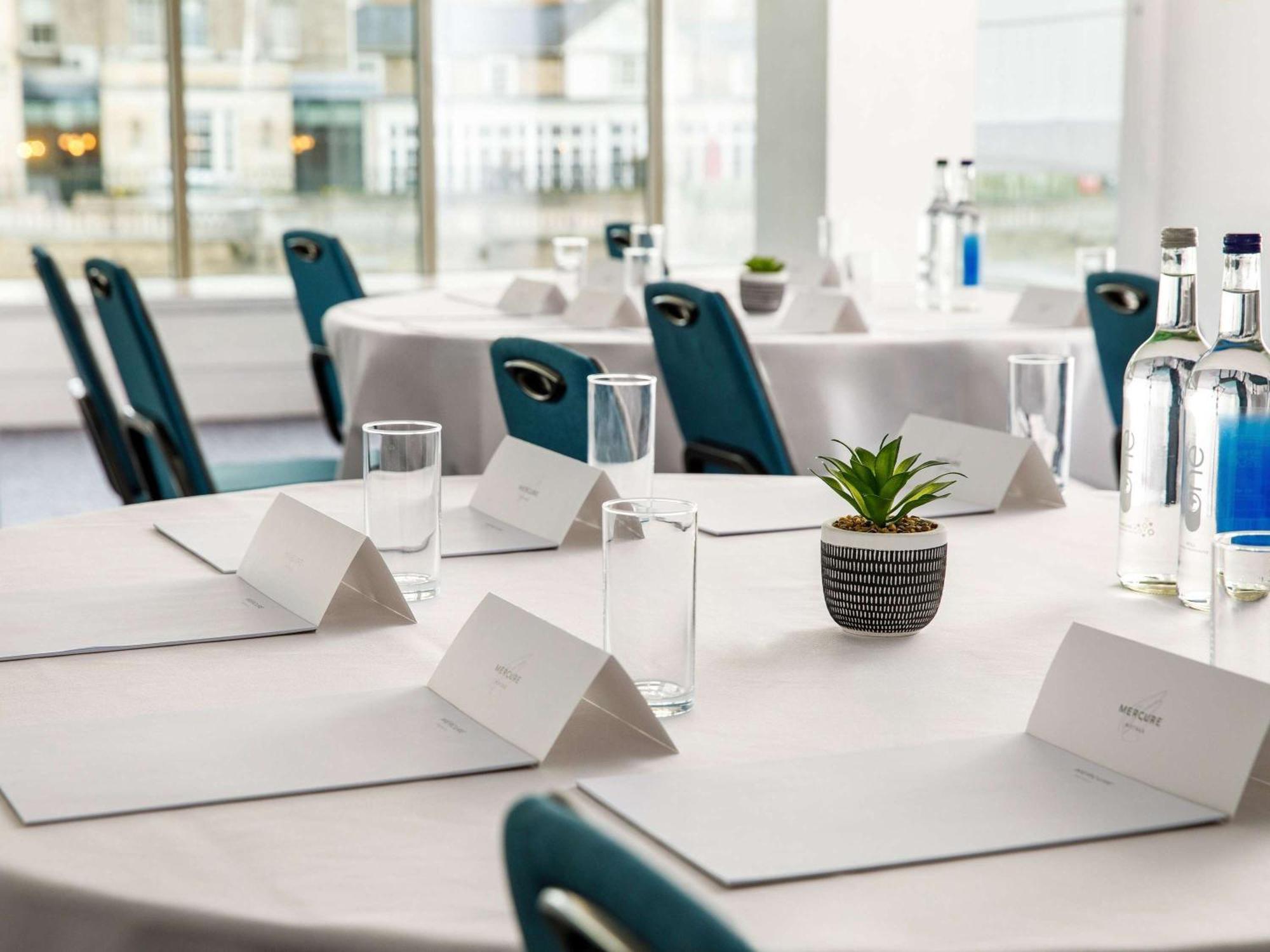 Mercure Bedford Centre Hotel Zewnętrze zdjęcie