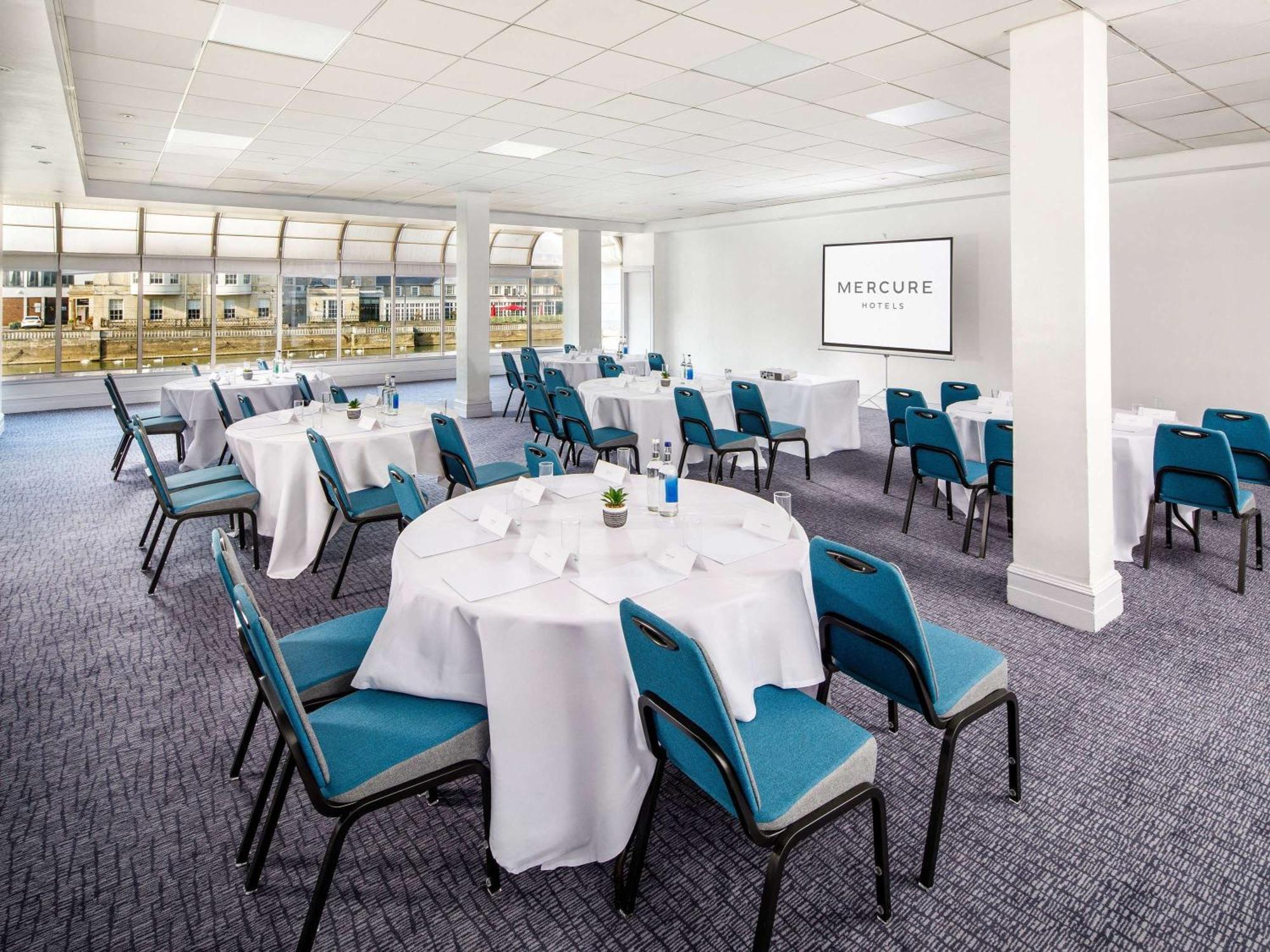 Mercure Bedford Centre Hotel Zewnętrze zdjęcie