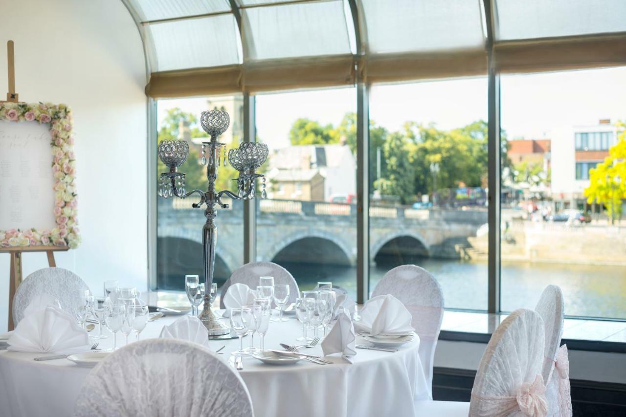 Mercure Bedford Centre Hotel Zewnętrze zdjęcie